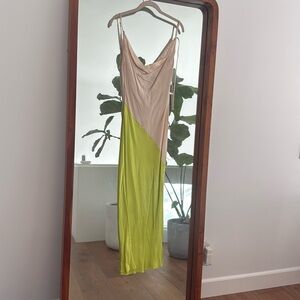 Elegant Two-Tone Midi Dress